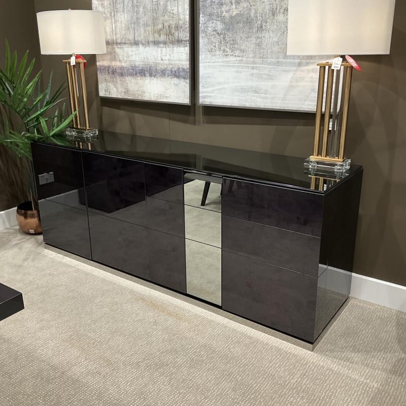 Hartest Large Sideboard (Bury St Edmunds)