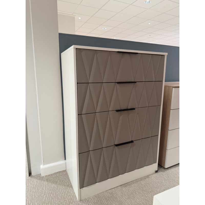 Nevada 4 Drawer Chest (Bury St Edmunds)