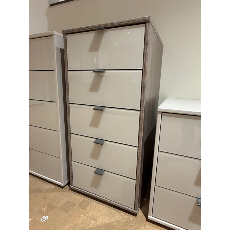 Tannington 5 Drawer Chest (Bury St Edmunds)