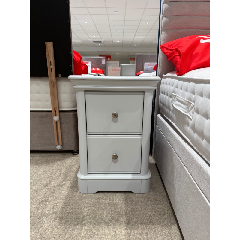 Lavenham 2 Drawer Bedside (Bury St Edmunds)