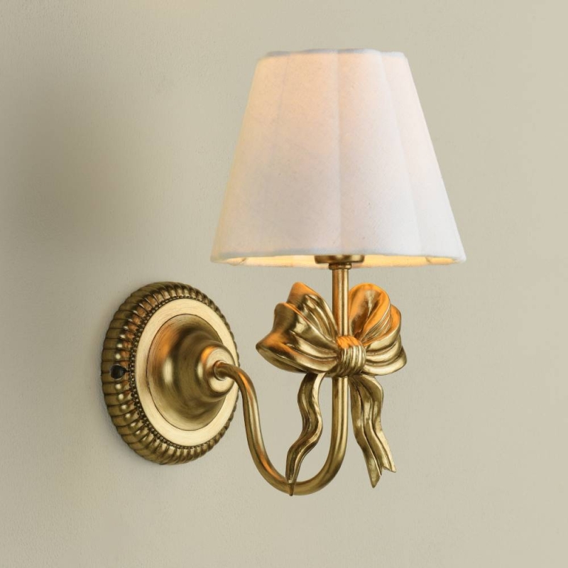 Laura Ashley Larkefield 1 Light Wall Light Gold