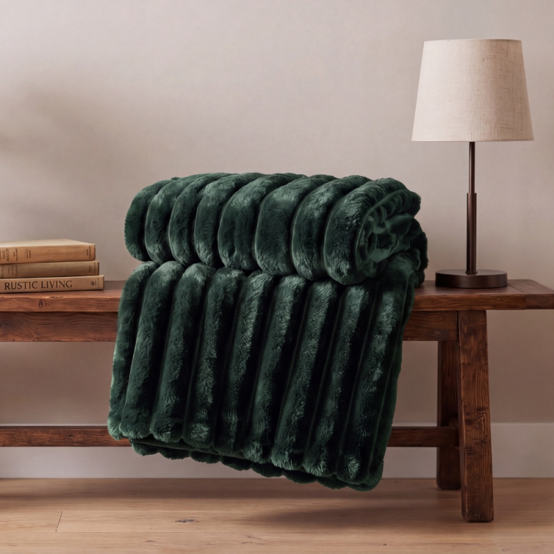 Alnwick Throw Pine