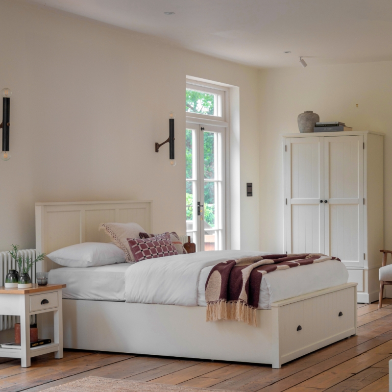 Erin Bed Lifestyle