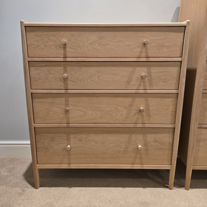 Ercol Winslow 4 Drawer Chest (Ipswich)