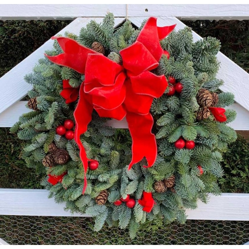 Jacqui Hubbard Wreath Making