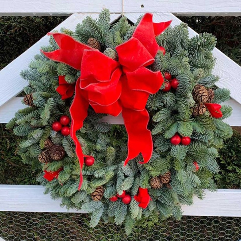 Jacqui Hubbard Wreath Making