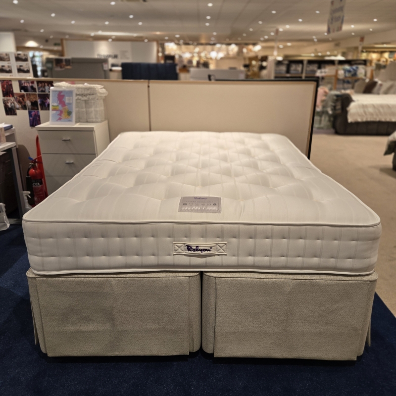 Hypnos Kingsize Hideaway Base with Relyon Hanbury Mattress (Ipswich)