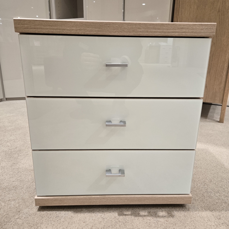 Miramar 3 Drawer Bedside Cabinet (Ipswich)