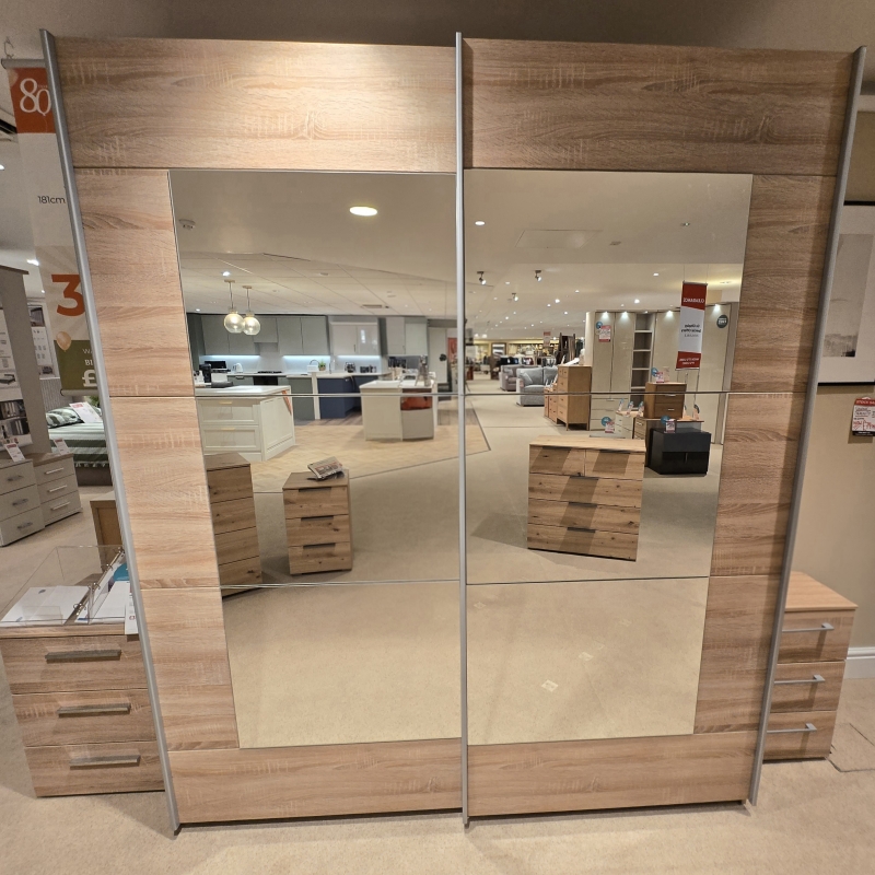 Atlanta Sliding Door Wardrobe with Internal Drawers (Ipswich)