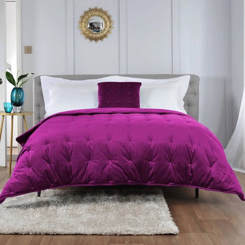 Velvet Dot Quilted Throw 140 x 200CM Magenta