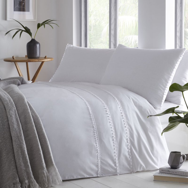 Serene Tassel Duvet Cover Set