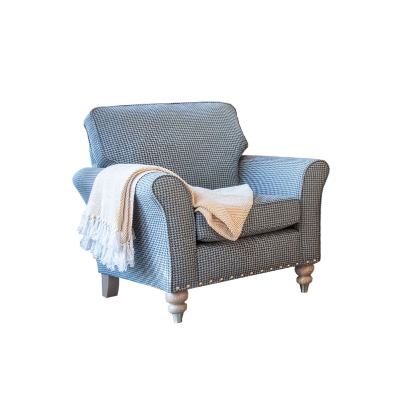 Clarabelle Accent chair