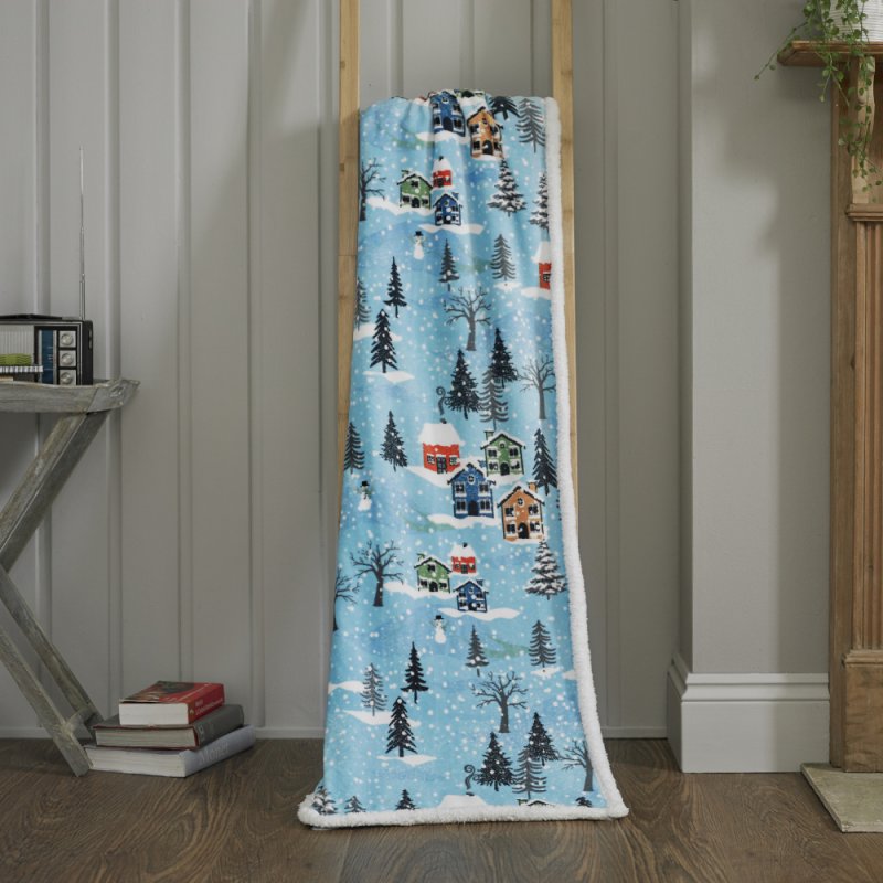 Deyongs Snow Day Printed Sherpa Throw 125x150cm