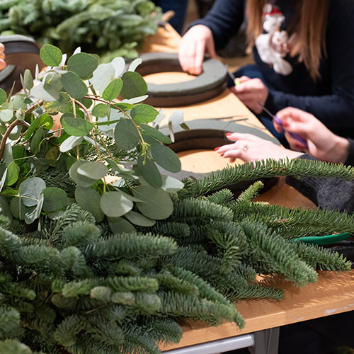 wreath-making-web